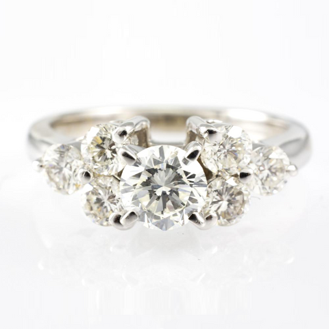 14 Kt White Gold Engagement Diamond Ring
