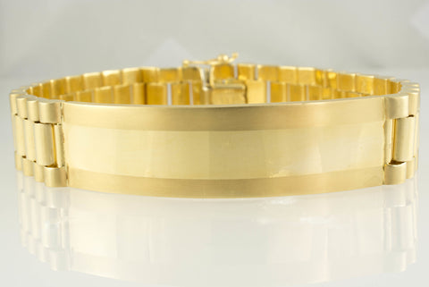 Buy quality 22 carat gold ladies Italian bracelet RH-LB568 in Ahmedabad